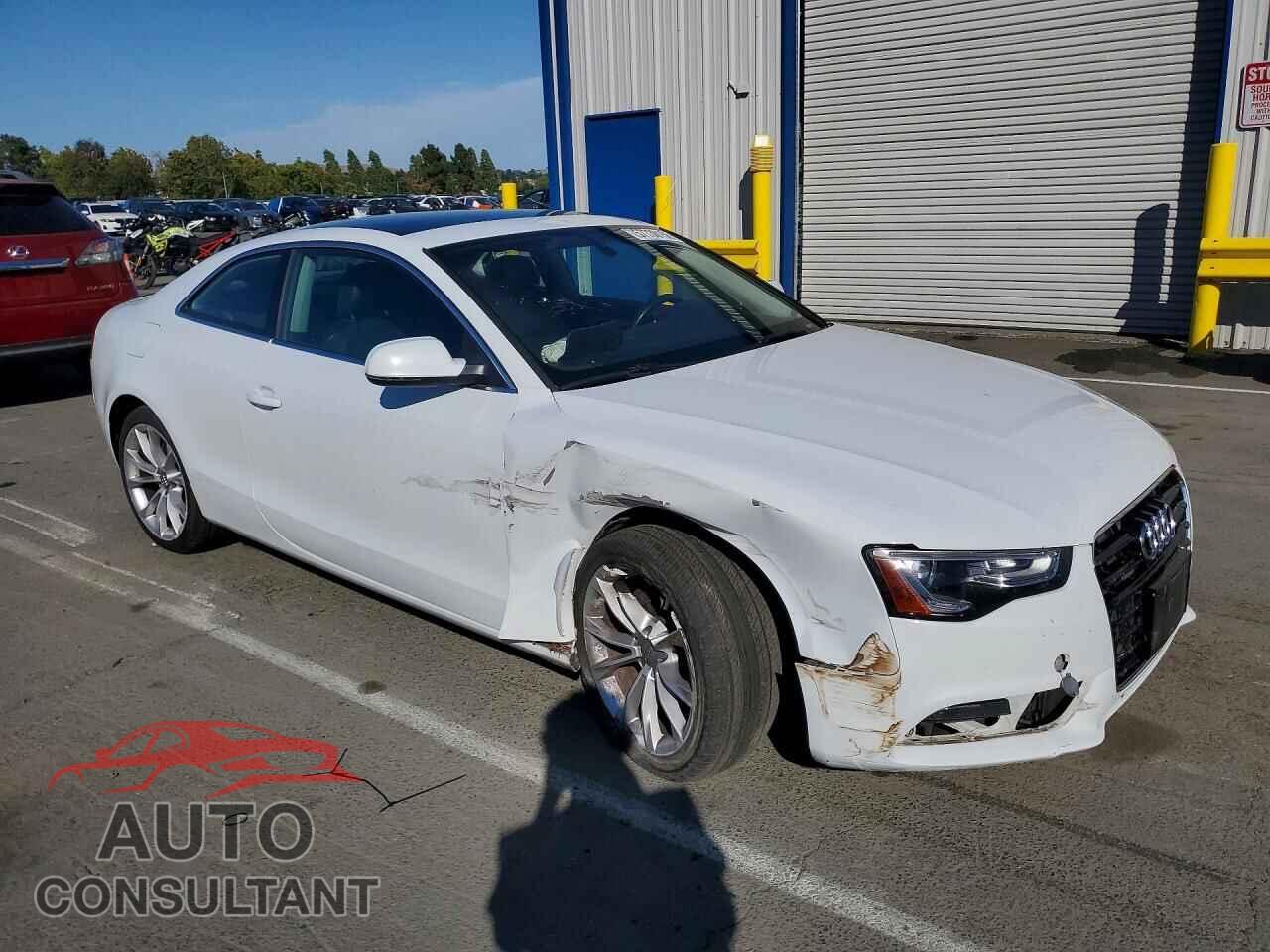 AUDI A5 2014 - WAUCFAFR1EA003723