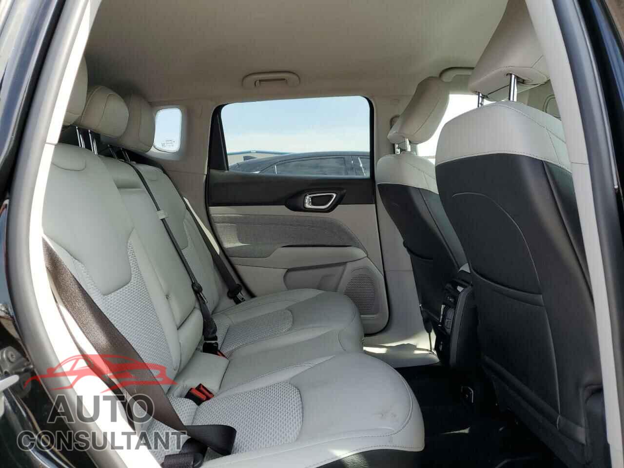 JEEP COMPASS 2022 - 3C4NJCBB8NT106581