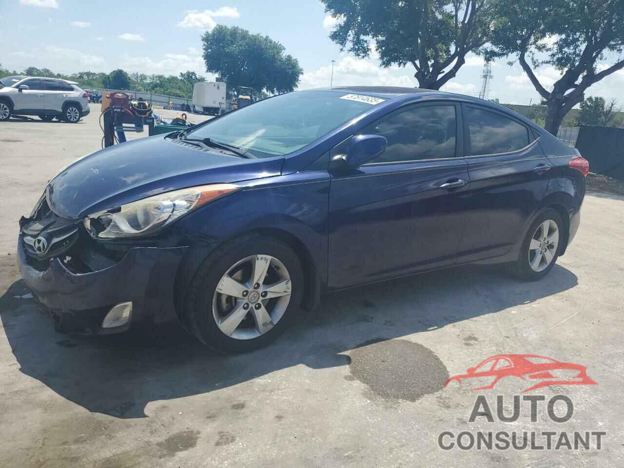 HYUNDAI ELANTRA 2013 - 5NPDH4AE3DH238087