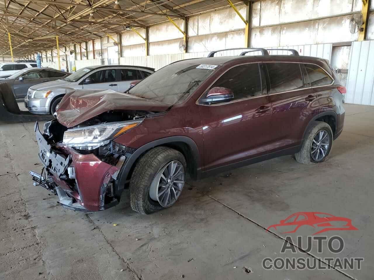 TOYOTA HIGHLANDER 2019 - 5TDKZRFH3KS355972