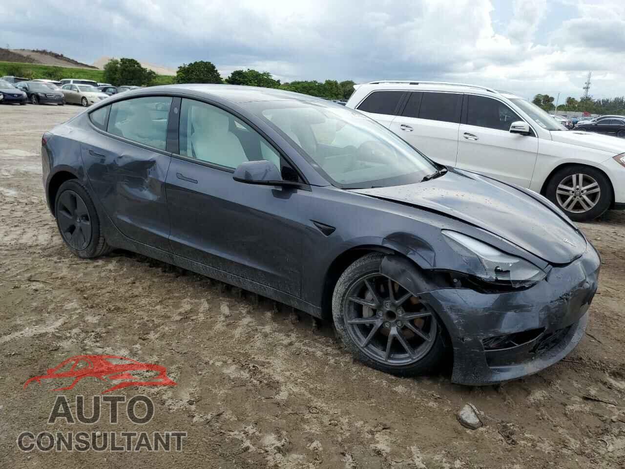 TESLA MODEL 3 2023 - 5YJ3E1EA8PF674463