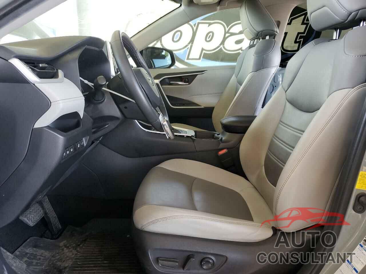 TOYOTA RAV4 2021 - 2T3A1RFV9MW193632