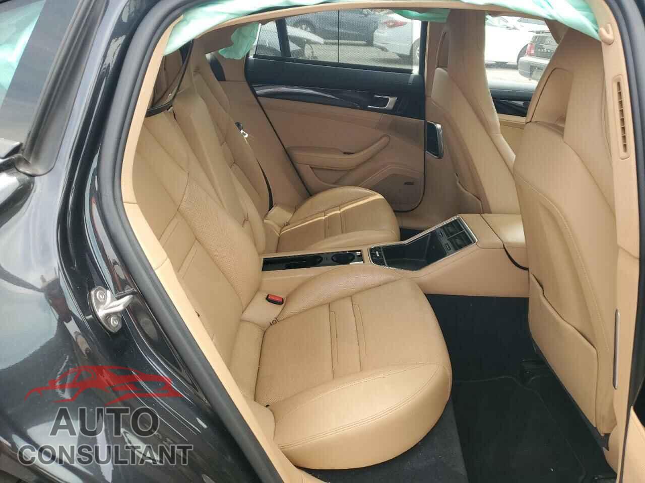 PORSCHE PANAMERA 2018 - WP0AE2A73JL177106