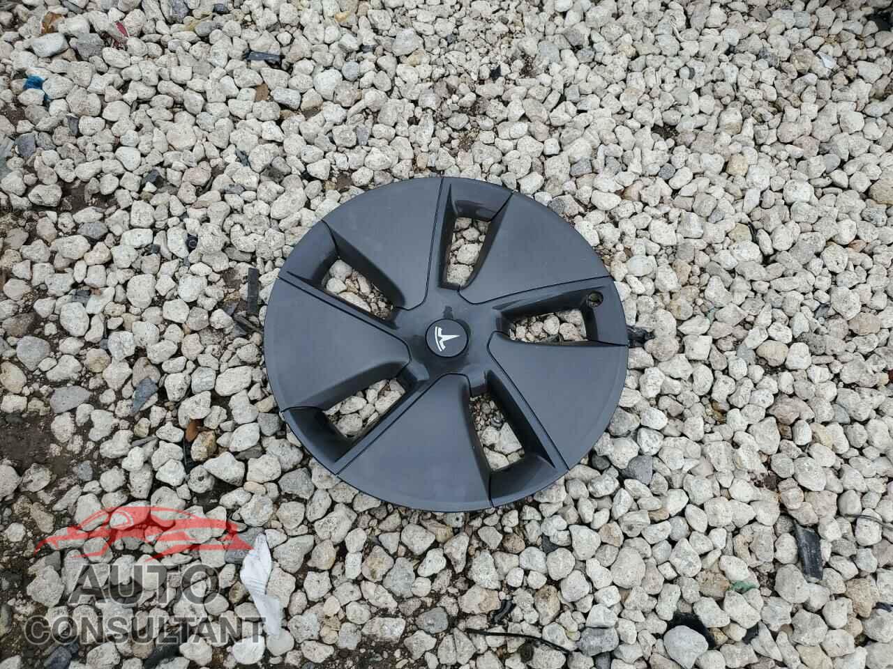 TESLA MODEL 3 2023 - 5YJ3E1EA0PF497455