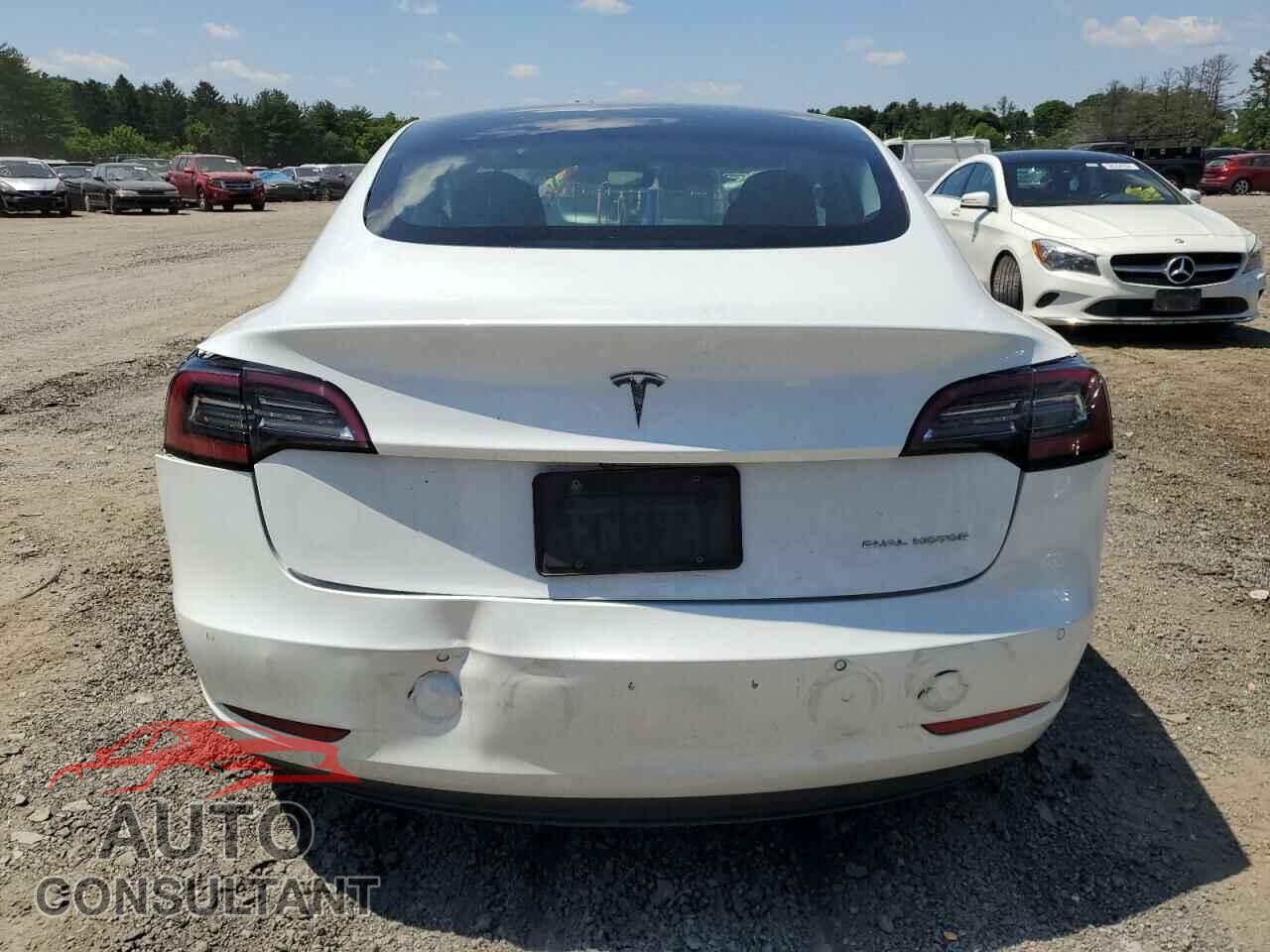 TESLA MODEL 3 2021 - 5YJ3E1EB8MF916589