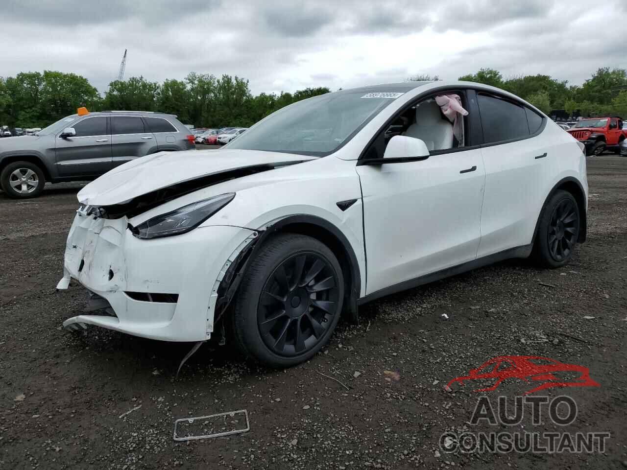 TESLA MODEL Y 2023 - 7SAYGAEE0PF755883
