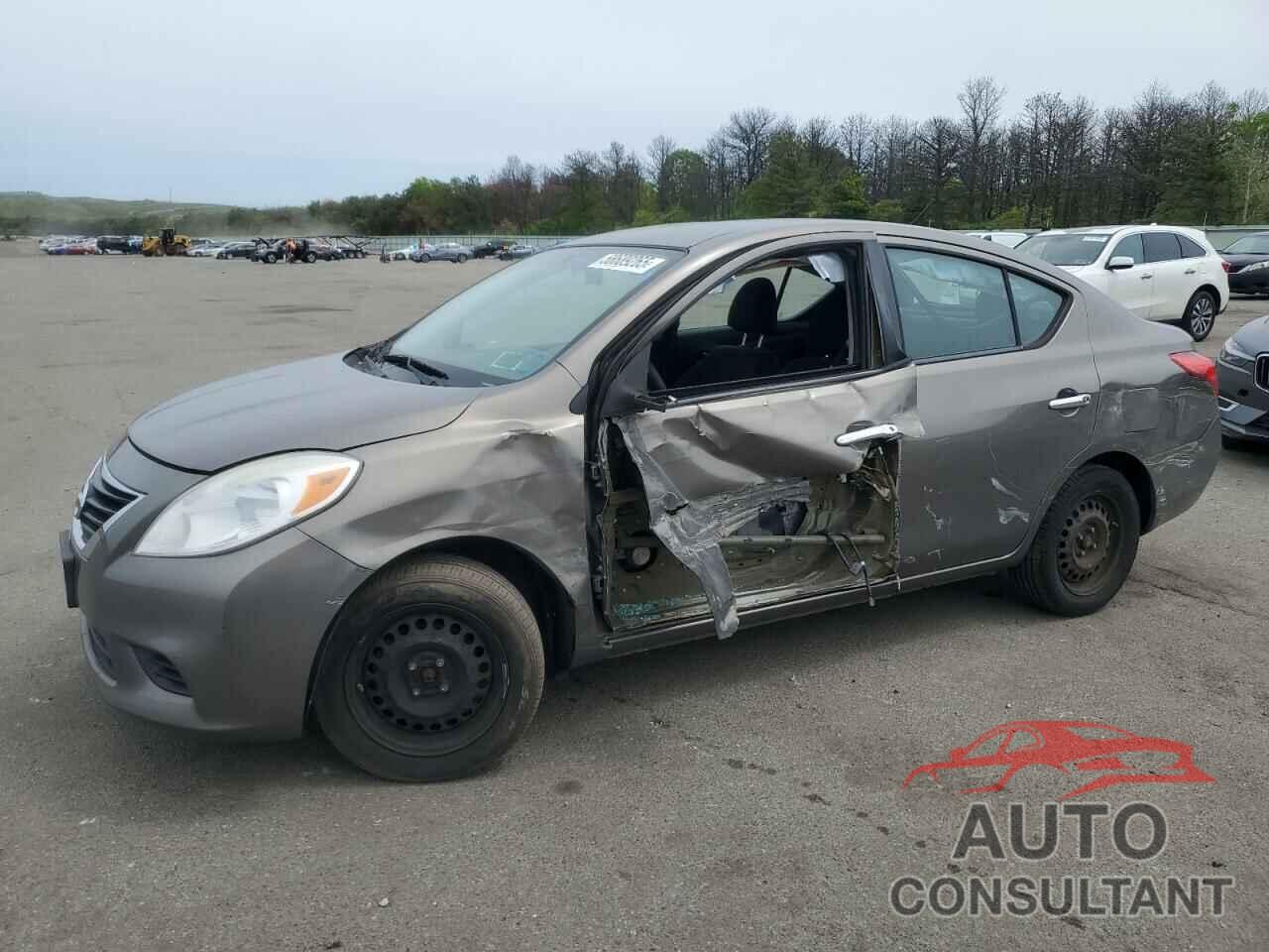 NISSAN VERSA 2012 - 3N1CN7AP6CL921037