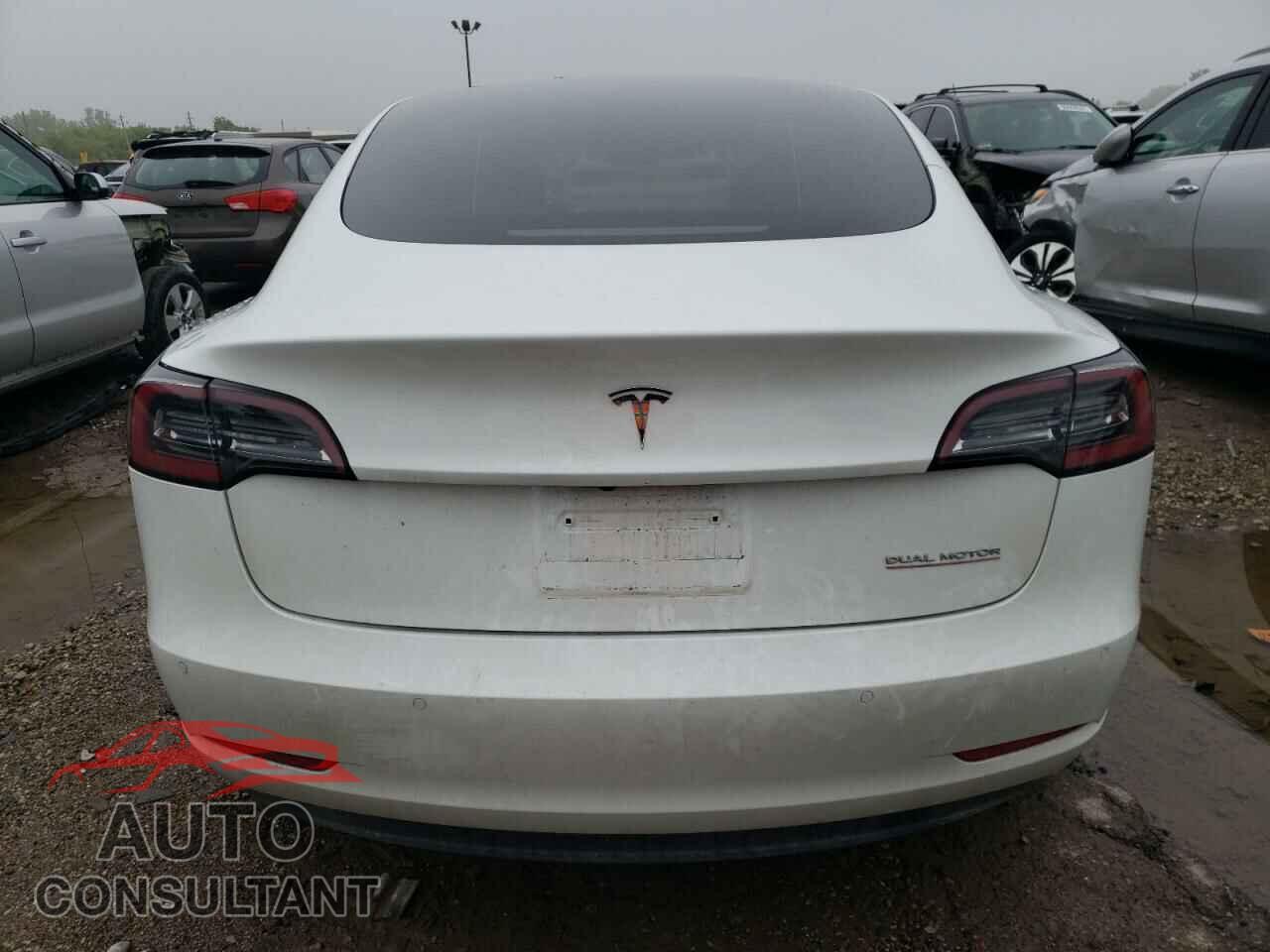 TESLA MODEL 3 2021 - 5YJ3E1EC4MF082927