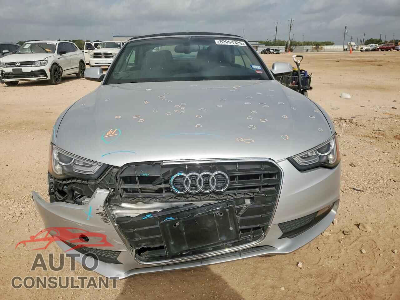 AUDI A5 2013 - WAULFAFH5DN014318