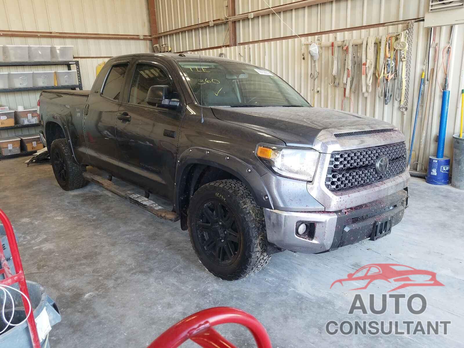 TOYOTA TUNDRA 2018 - 5TFUW5F16JX769284