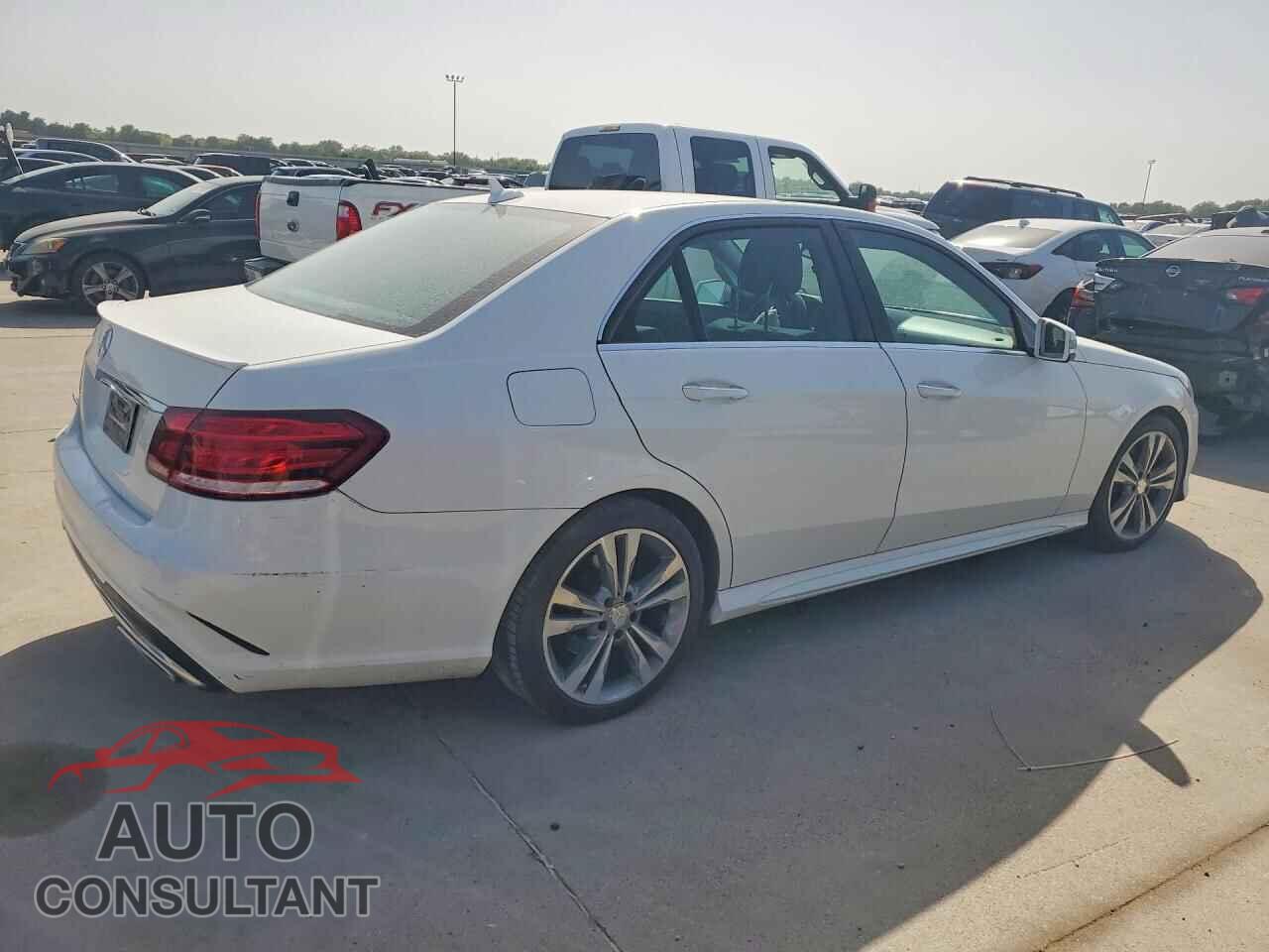 MERCEDES-BENZ E-CLASS 2014 - WDDHF5KB5EA862246