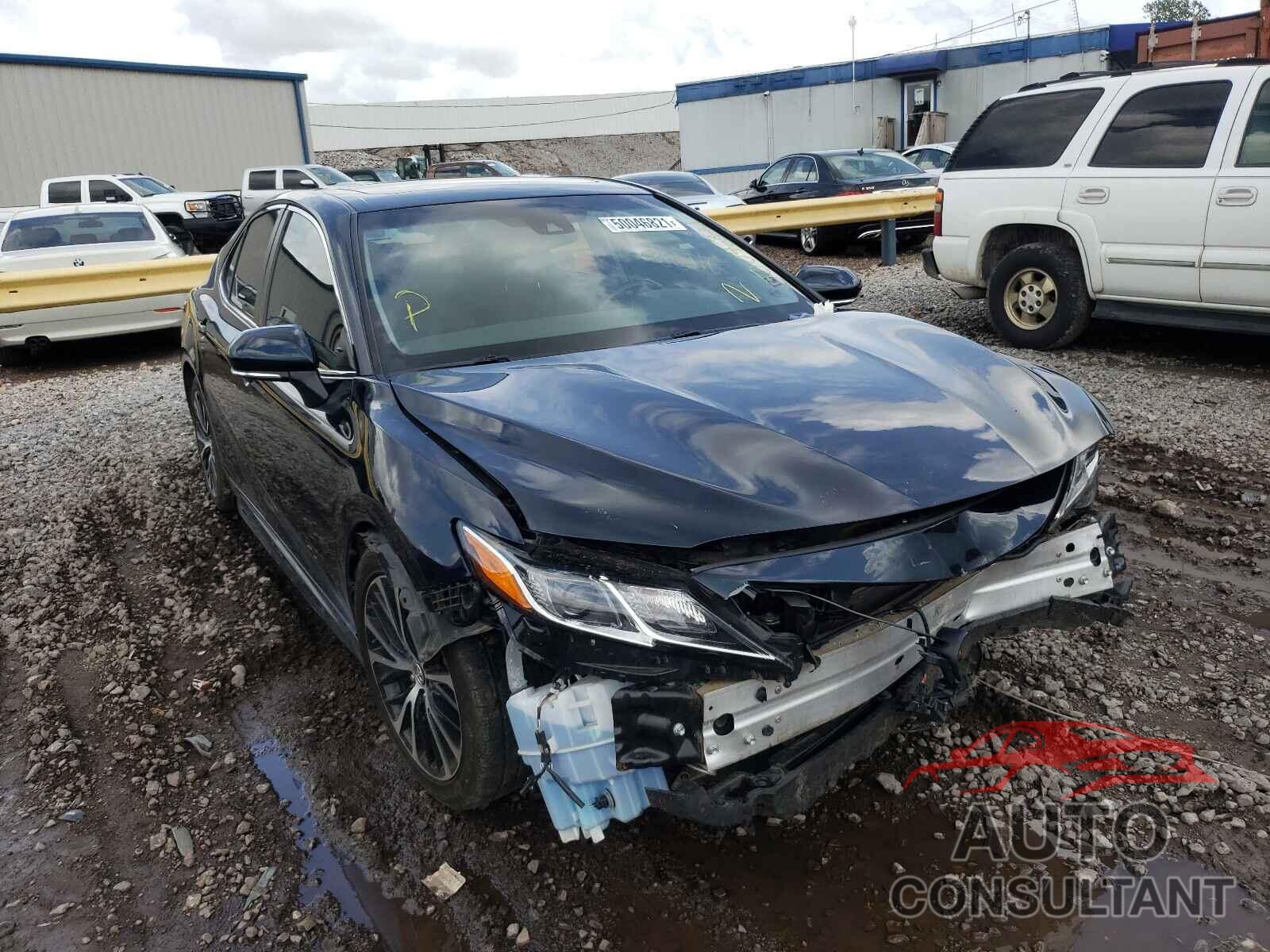 TOYOTA CAMRY 2018 - JTNB11HK3J3020322