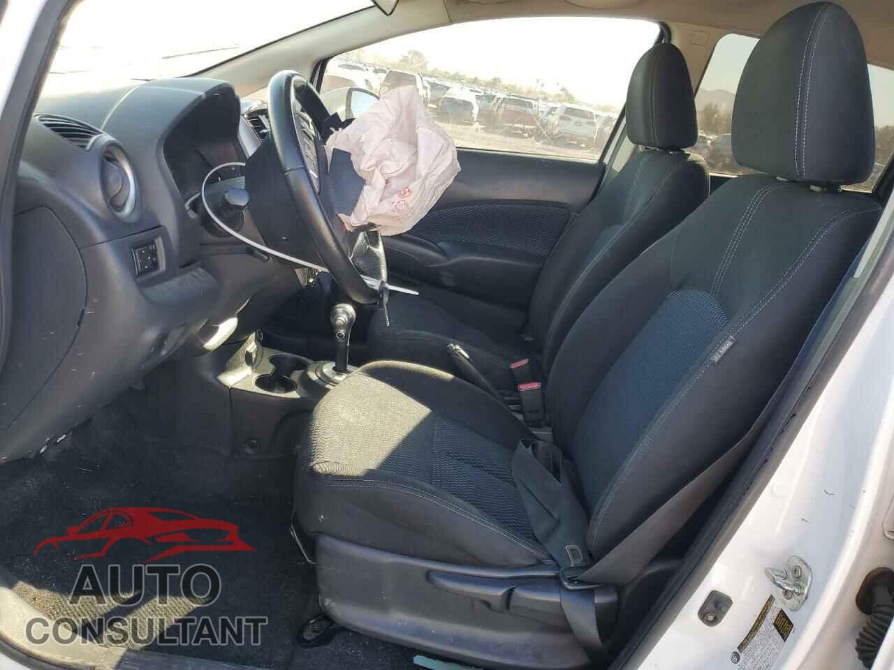 NISSAN VERSA 2017 - 3N1CE2CP2HL376977