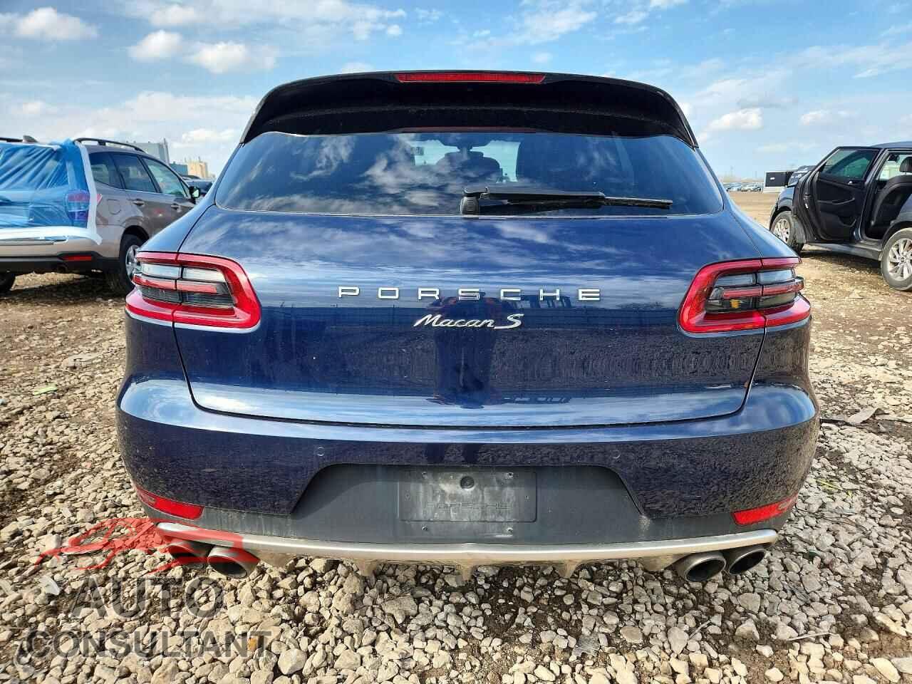 PORSCHE MACAN 2015 - WP1AB2A55FLB43004