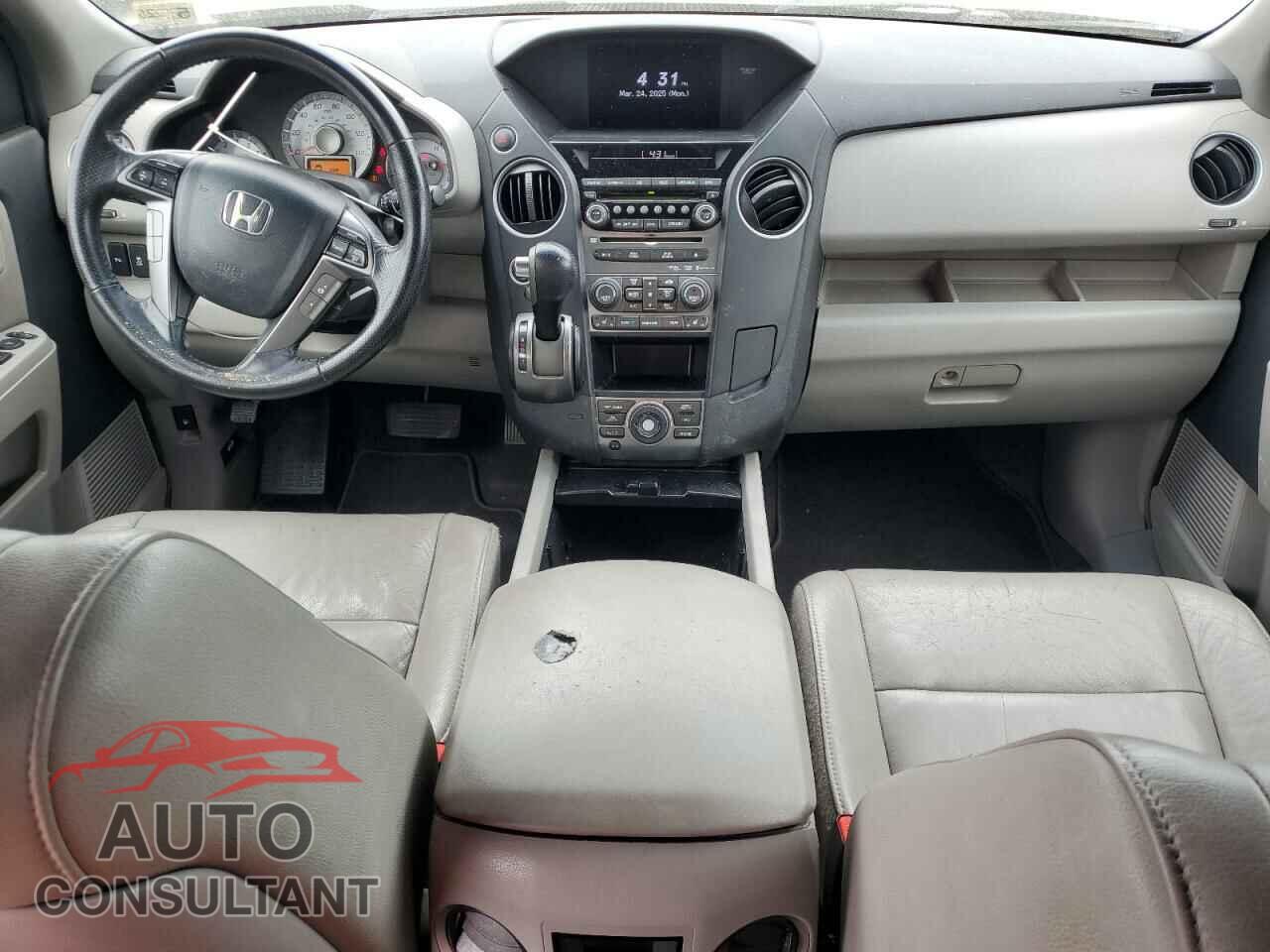 HONDA PILOT 2012 - 5FNYF4H93CB073400