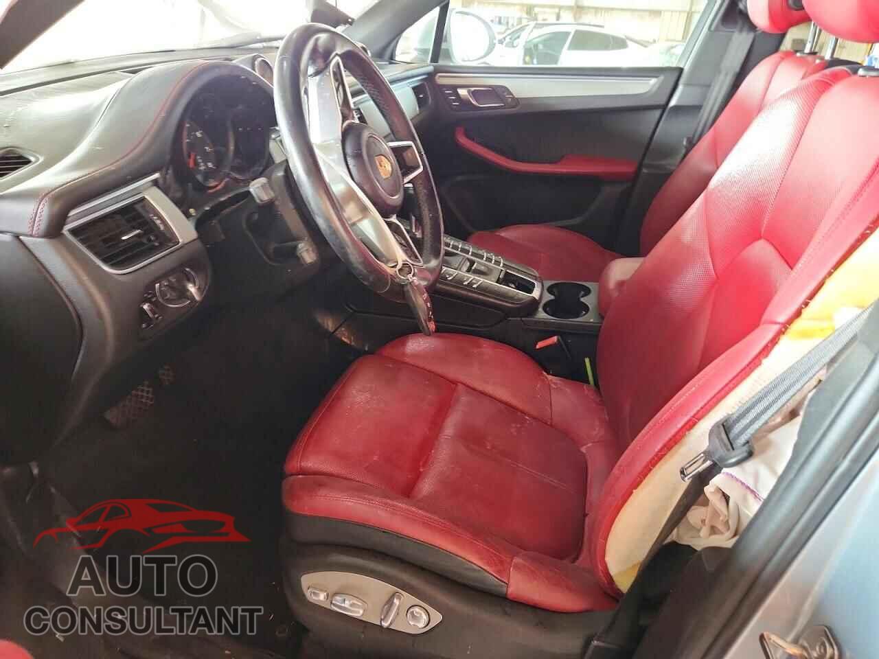 PORSCHE MACAN 2017 - WP1AA2A58HLB09161