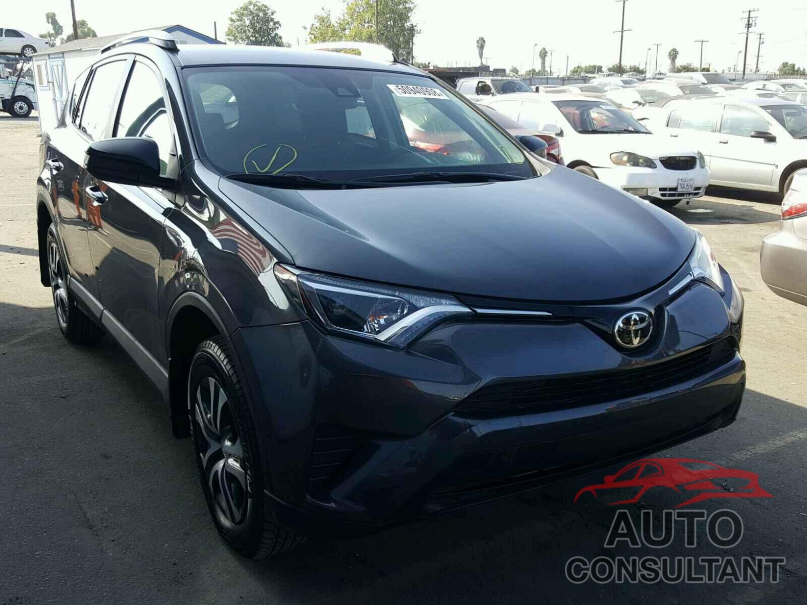 TOYOTA RAV4 LE 2018 - 2T3ZFREV8JW427972