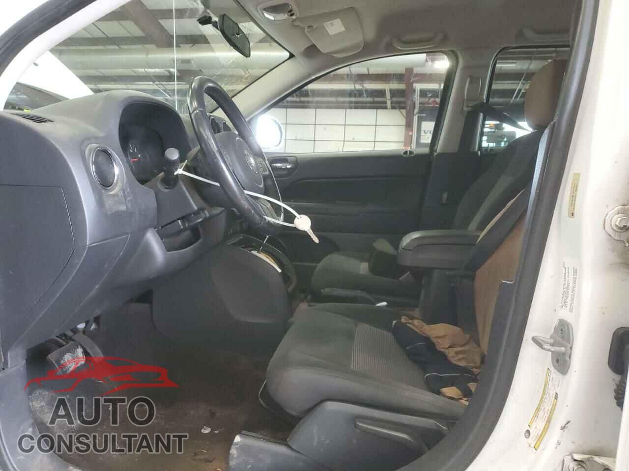 JEEP COMPASS 2012 - 1C4NJDEB6CD675577