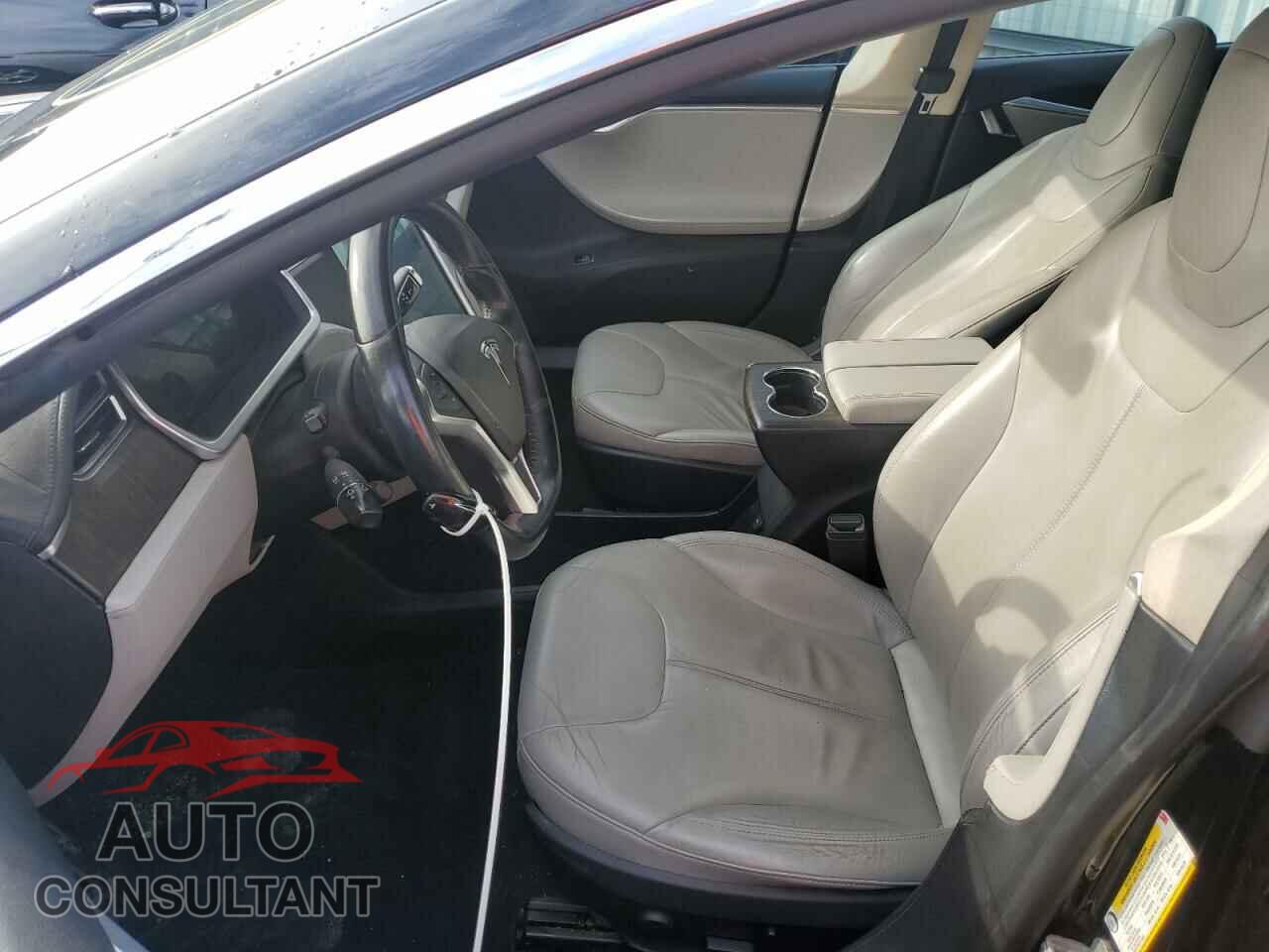 TESLA MODEL S 2013 - 5YJSA1AC4DFP10725
