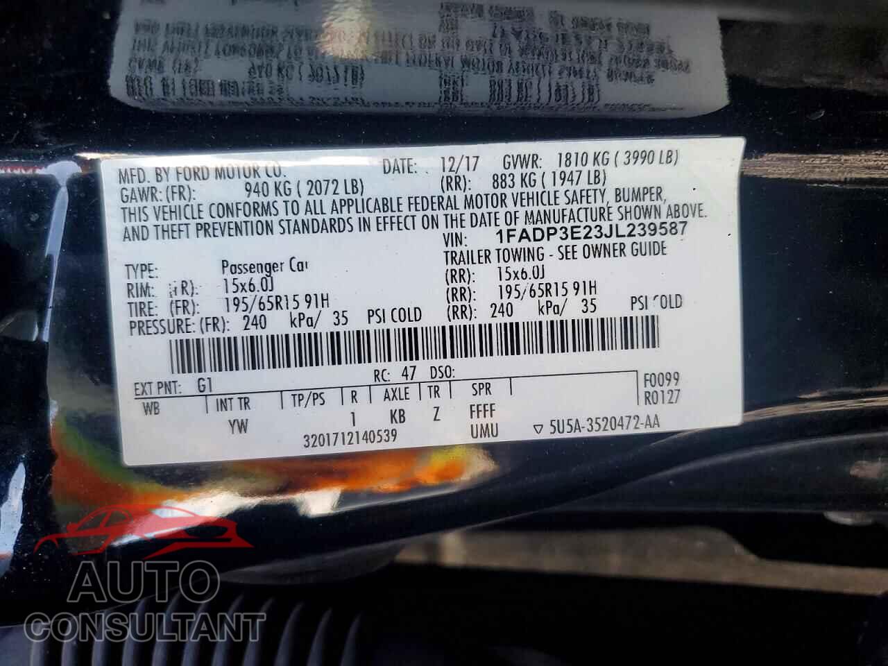 FORD FOCUS 2018 - 1FADP3E23JL239587