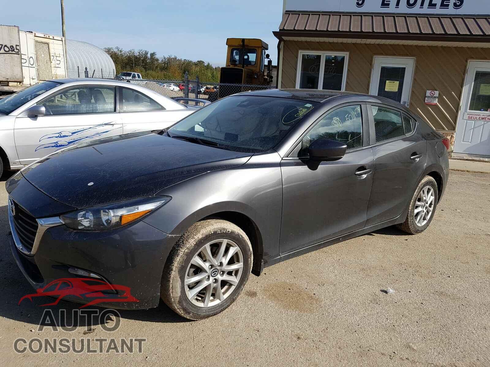 MAZDA 3 2018 - JM1BN1V70J1180355