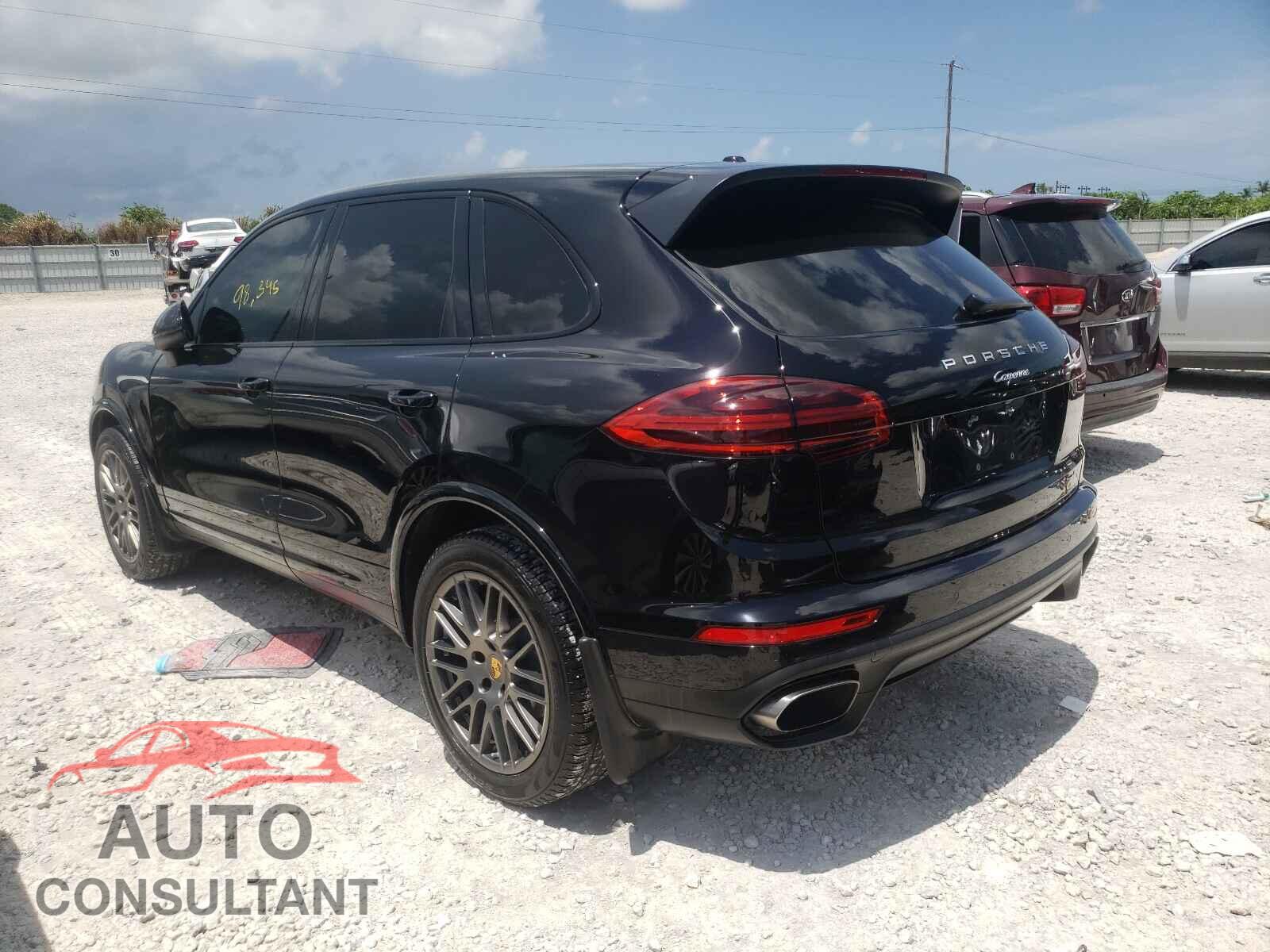 PORSCHE CAYENNE 2017 - WP1AA2A22HKA89792