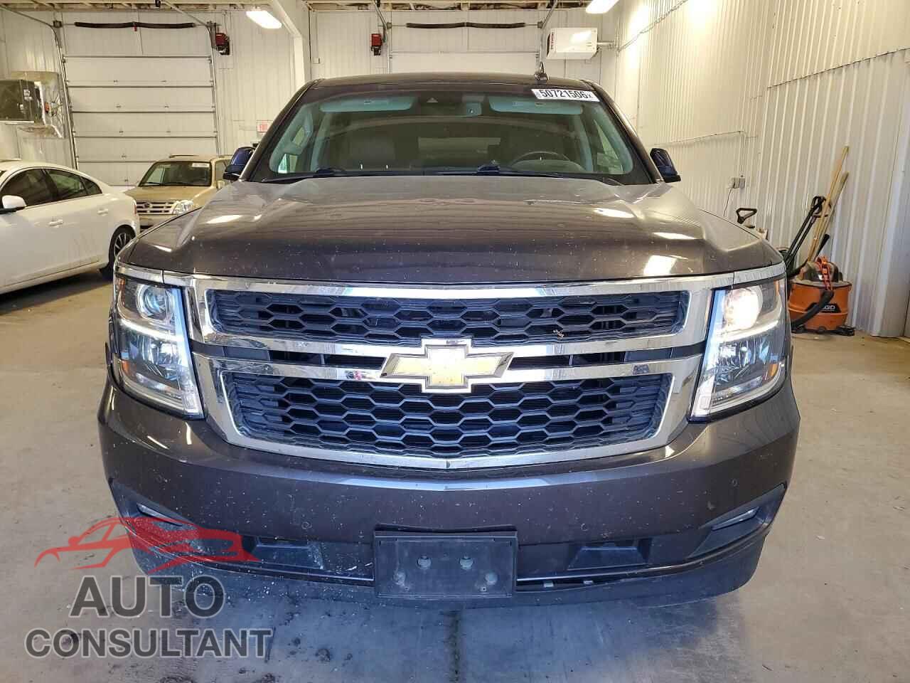 CHEVROLET SUBURBAN 2015 - 1GNSKJKCXFR696751