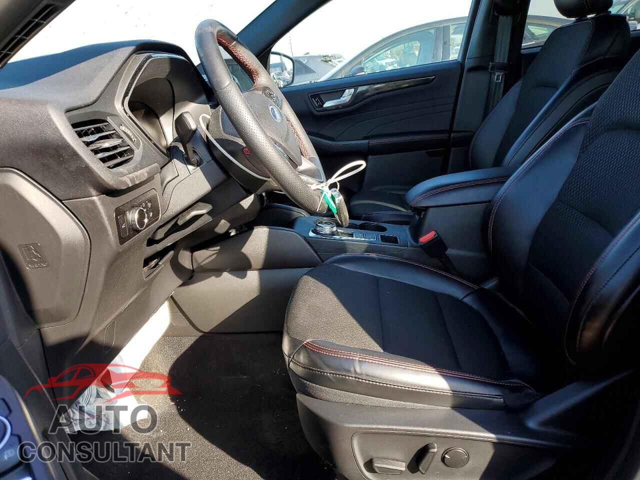 FORD ESCAPE 2025 - 1FMCU9MN5SUA80415