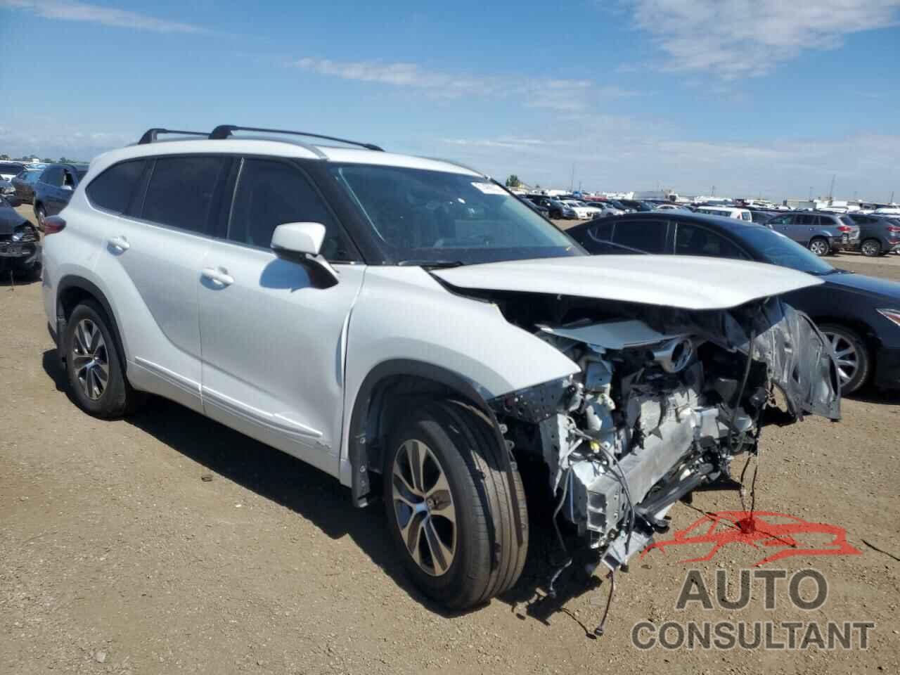TOYOTA HIGHLANDER 2022 - 5TDHBRCH8NS538808