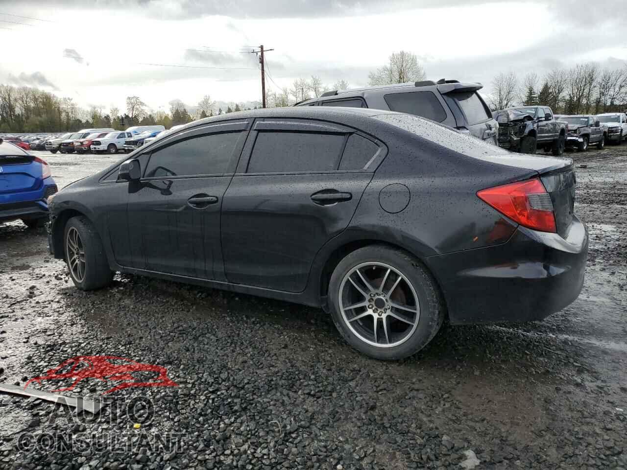 HONDA CIVIC 2012 - 2HGFB2F59CH592390