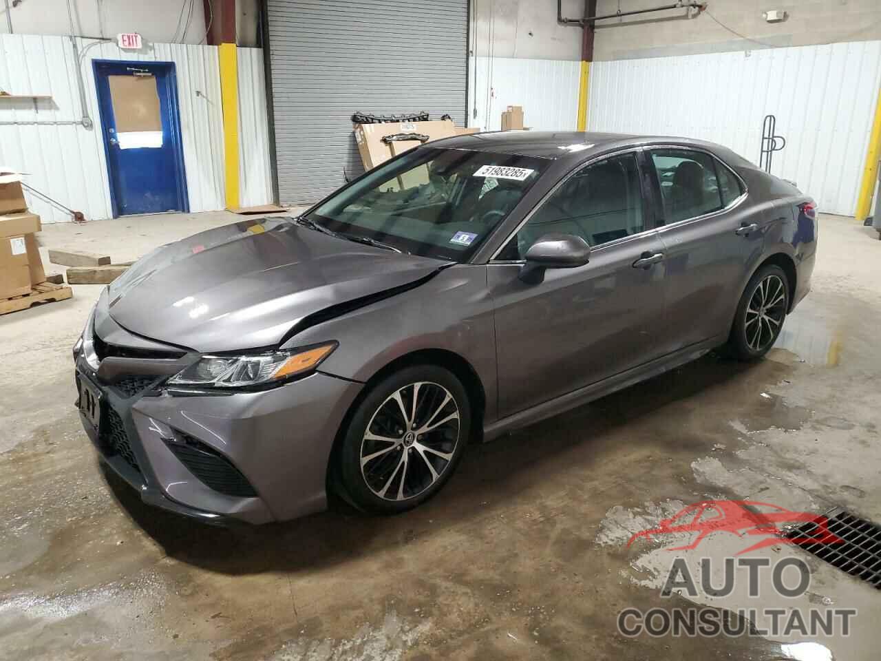 TOYOTA CAMRY 2018 - 4T1B11HKXJU651384