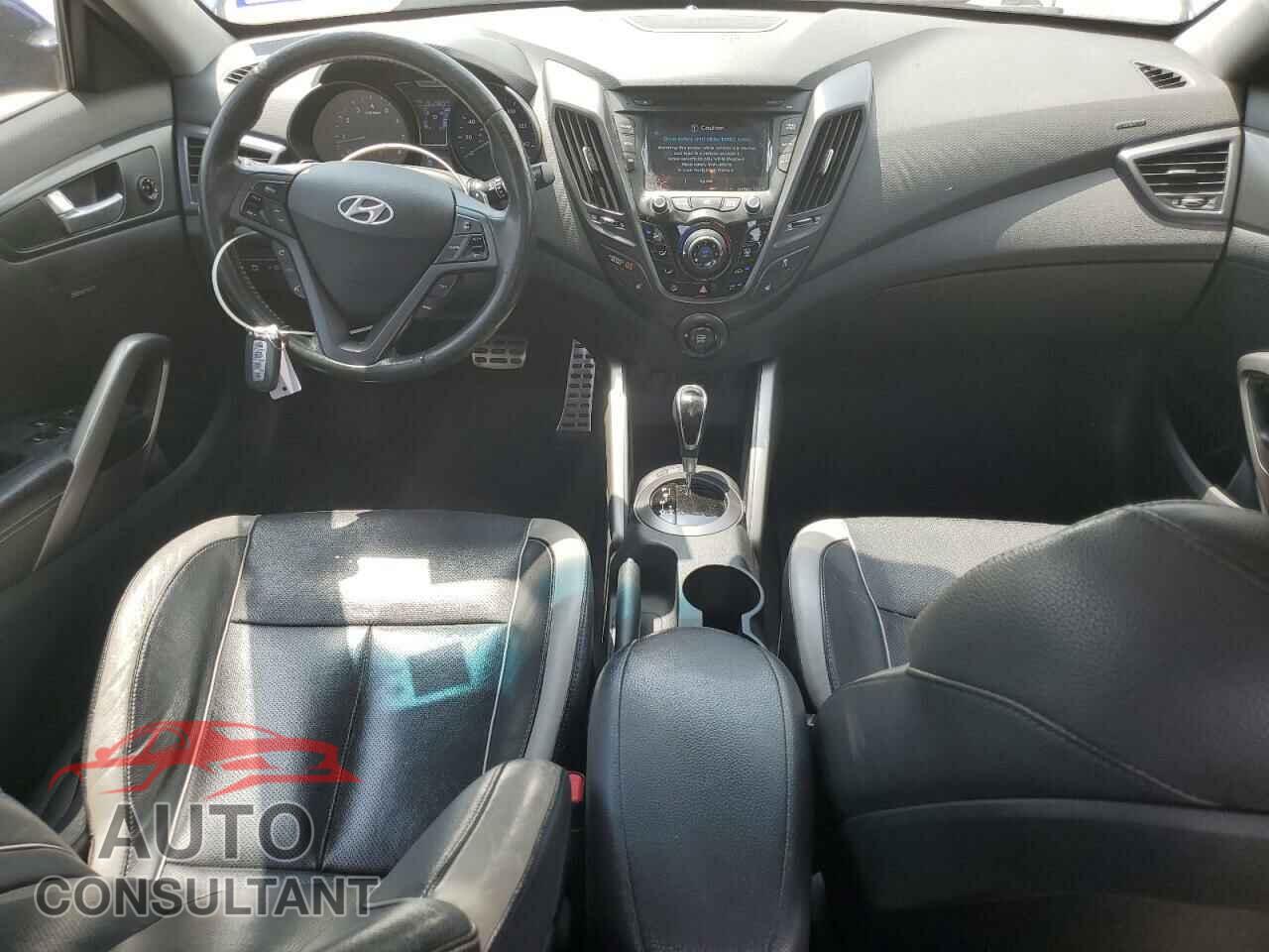 HYUNDAI VELOSTER 2013 - KMHTC6AE3DU084133