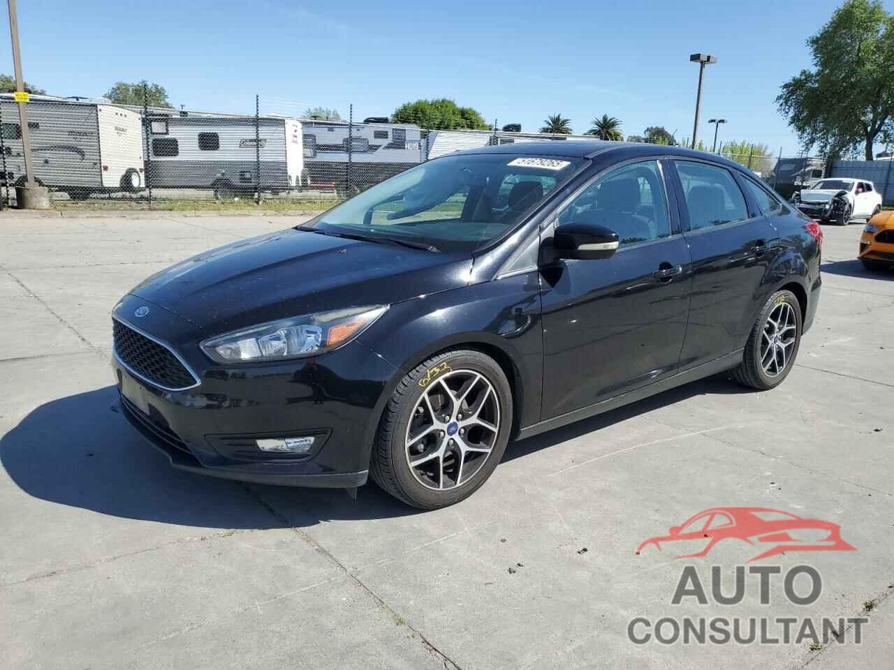 FORD FOCUS 2018 - 1FADP3H2XJL261176