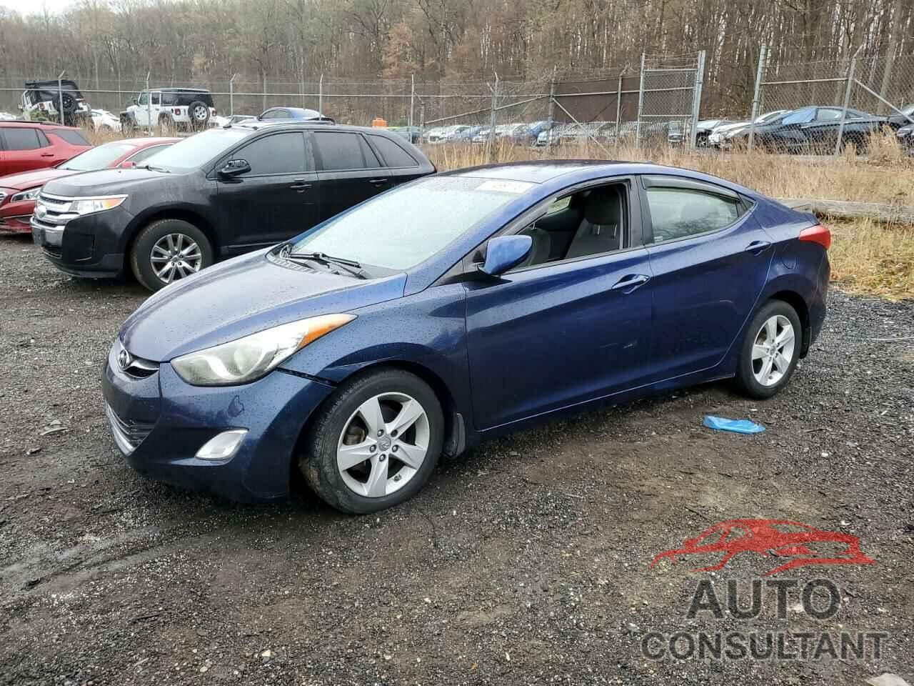 HYUNDAI ELANTRA 2013 - KMHDH4AE4DU868623