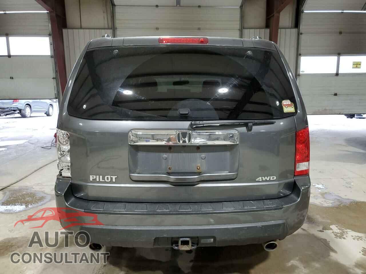 HONDA PILOT 2011 - 5FNYF4H77BB035648