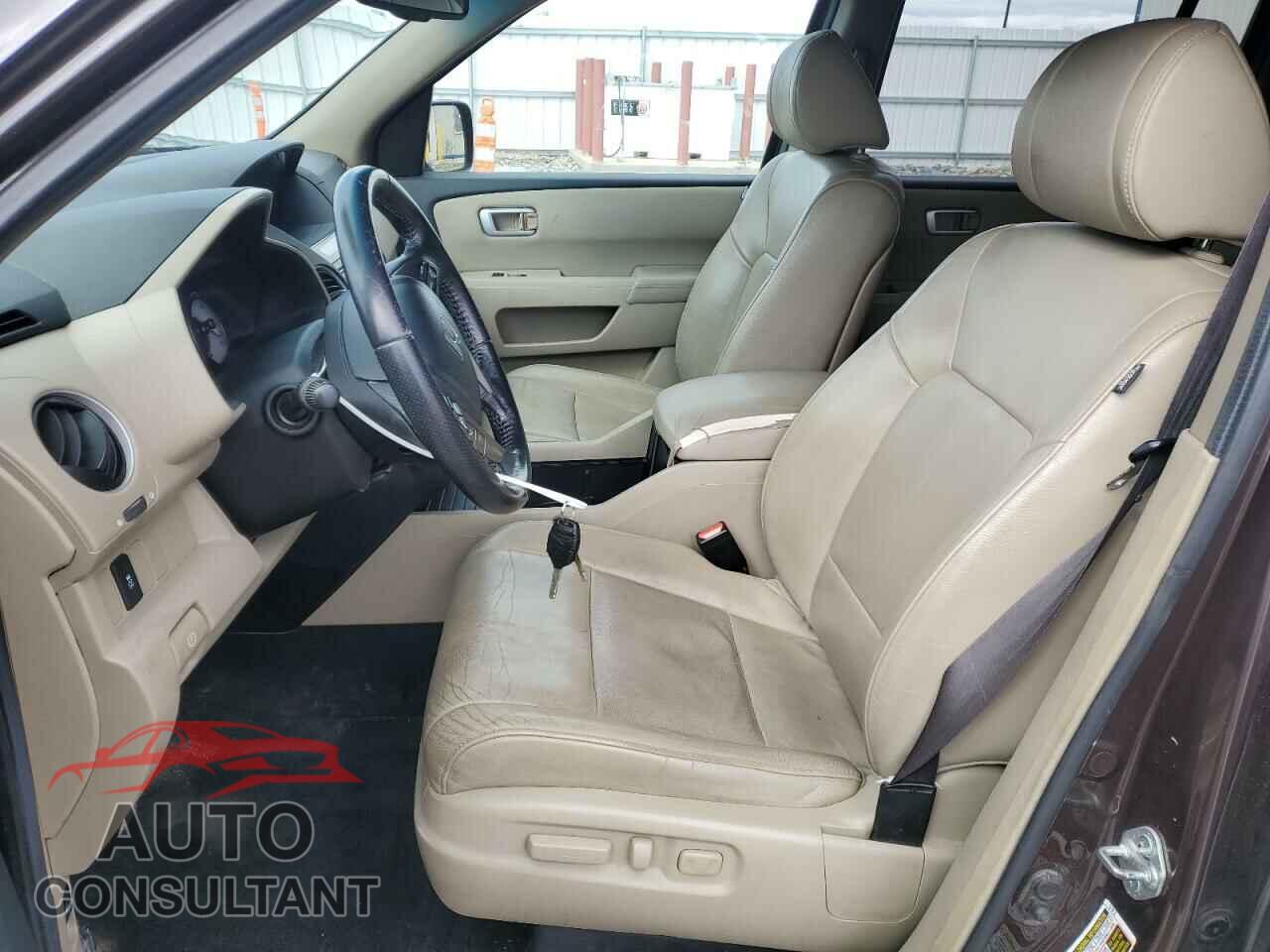 HONDA PILOT 2013 - 5FNYF4H62DB011297