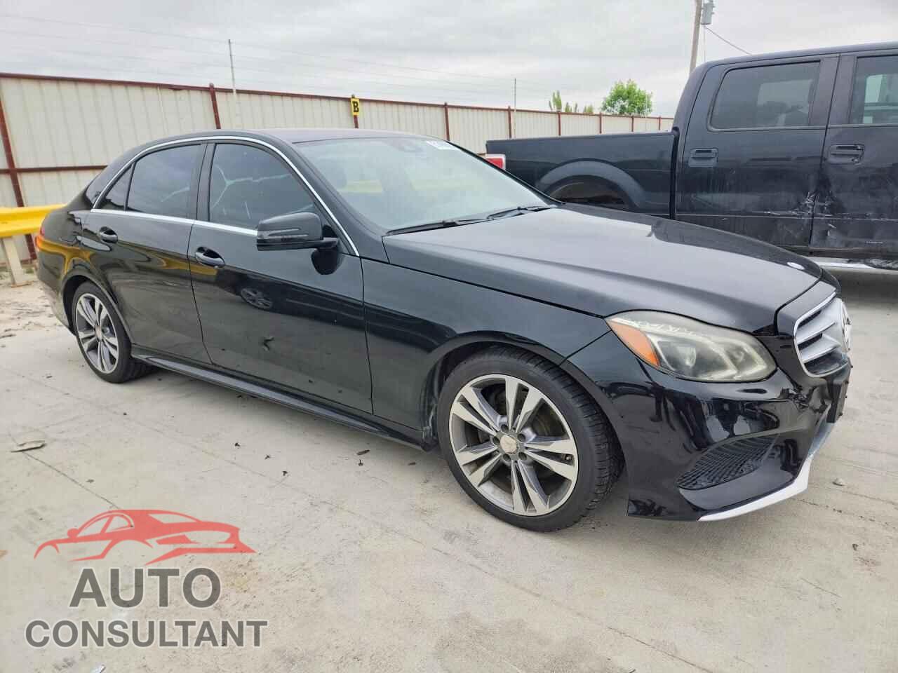 MERCEDES-BENZ E-CLASS 2015 - WDDHF5KB8FB156559