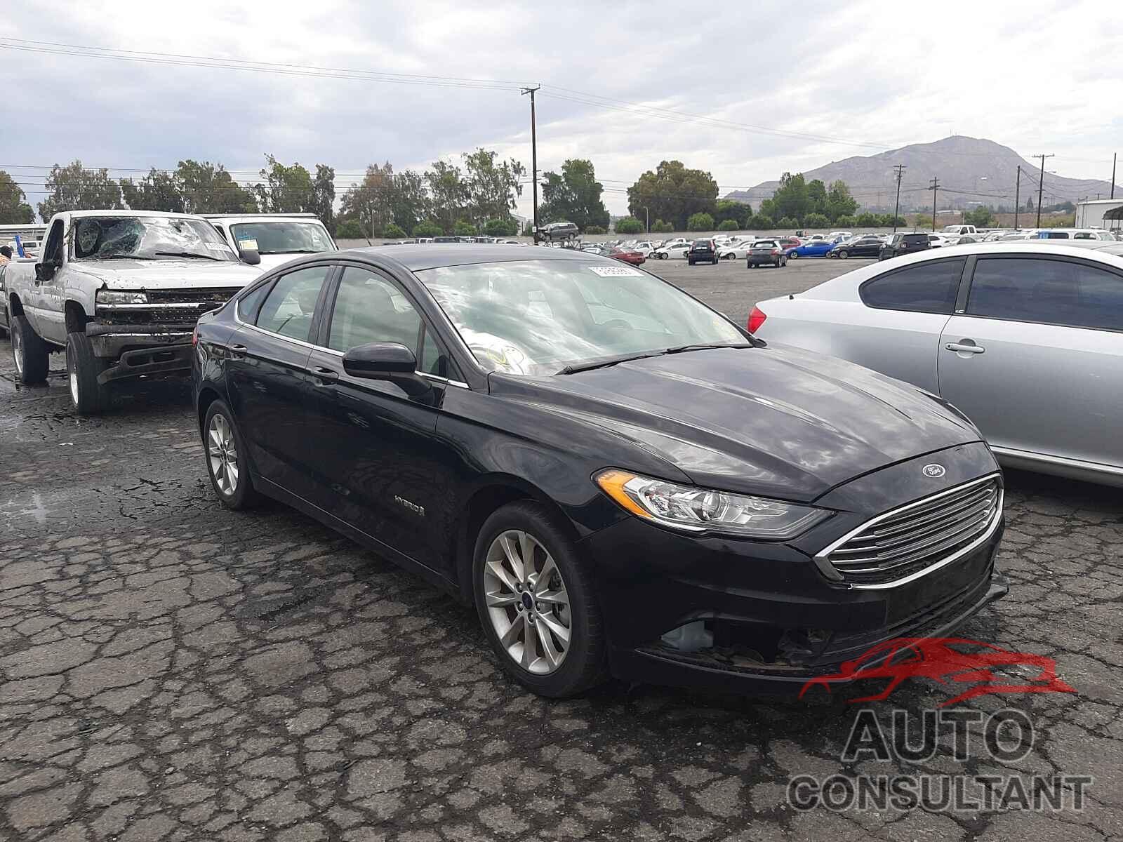 FORD FUSION 2017 - 3FA6P0LU3HR266053