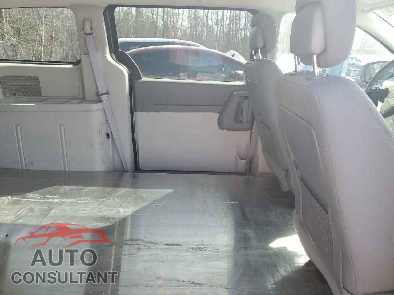 DODGE CARAVAN 2010 - 2D4RN4DE8AR276104