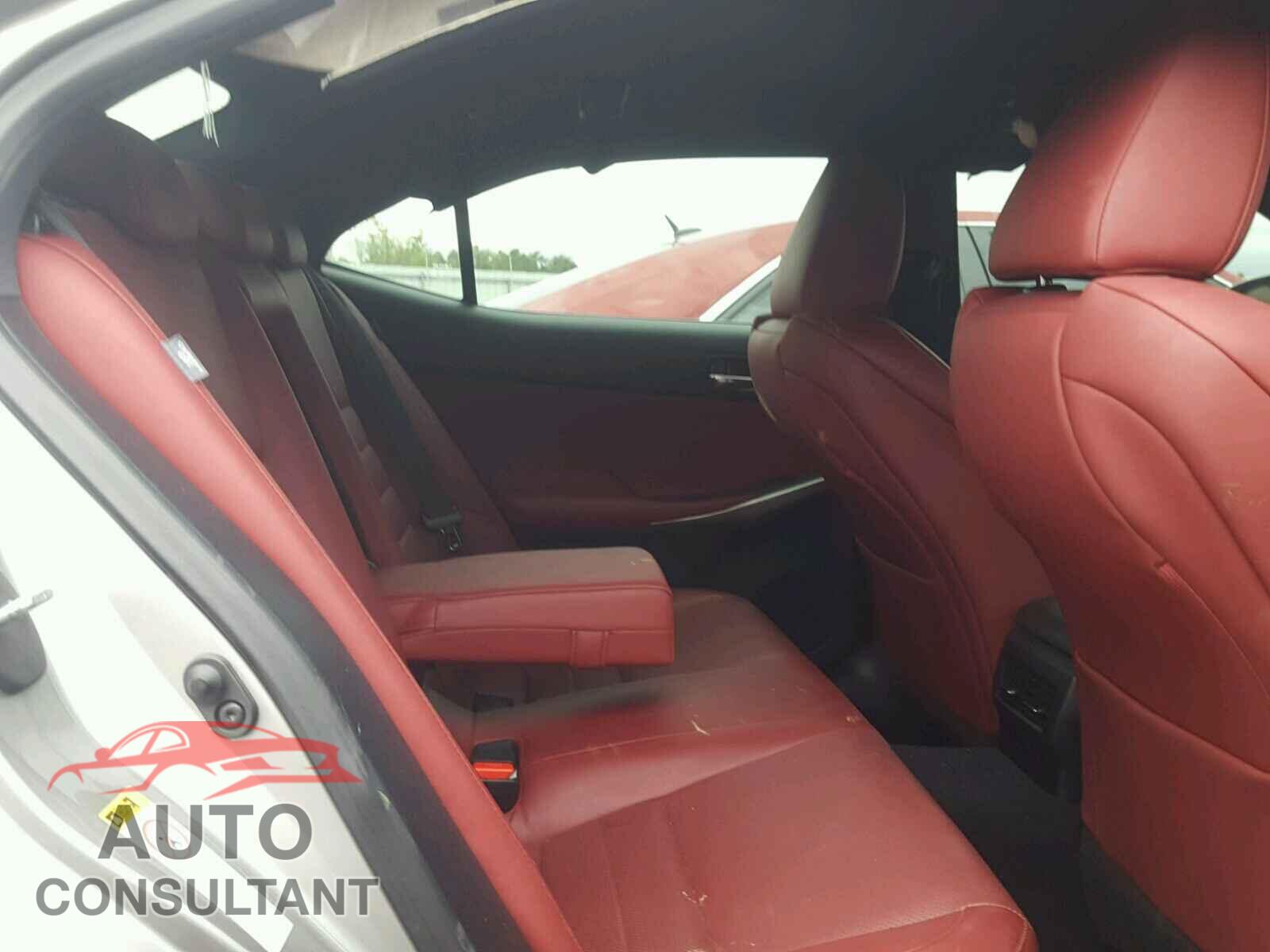 LEXUS IS 2015 - JTHBE1D20F5018861