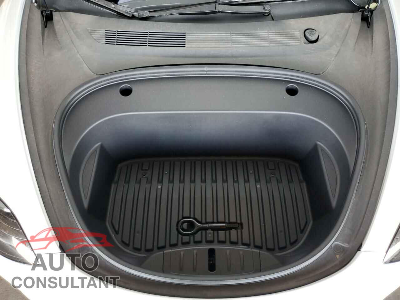 TESLA MODEL 3 2023 - 5YJ3E1EA9PF564263