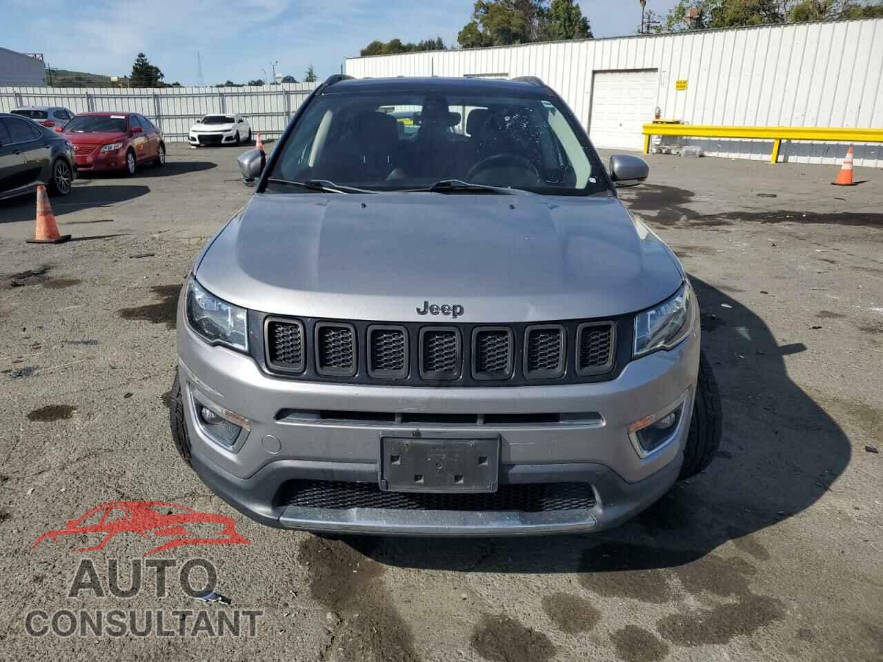 JEEP COMPASS 2017 - 3C4NJDCB4HT631422