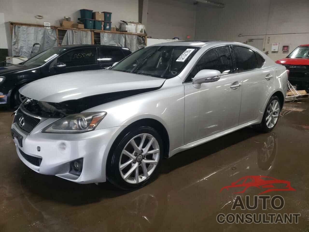 LEXUS IS 2013 - JTHCF5C25D5063740