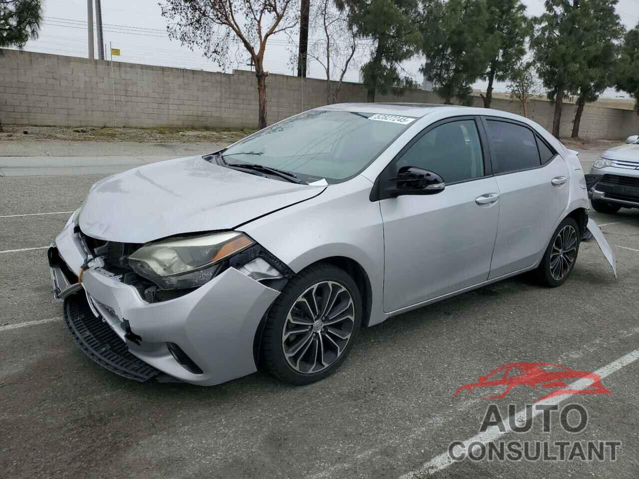 TOYOTA COROLLA 2015 - 5YFBURHE4FP240944