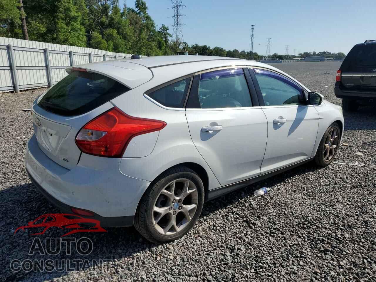 FORD FOCUS 2012 - 1FAHP3M2XCL166563