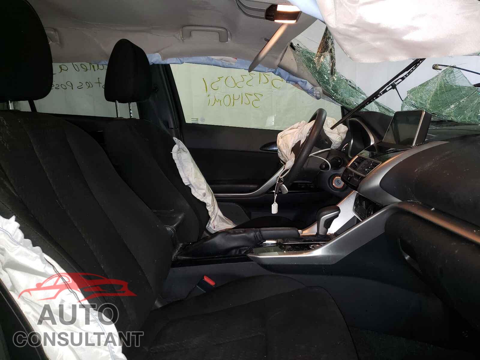MITSUBISHI ECLIPSE 2019 - JA4AT4AA1KZ002245