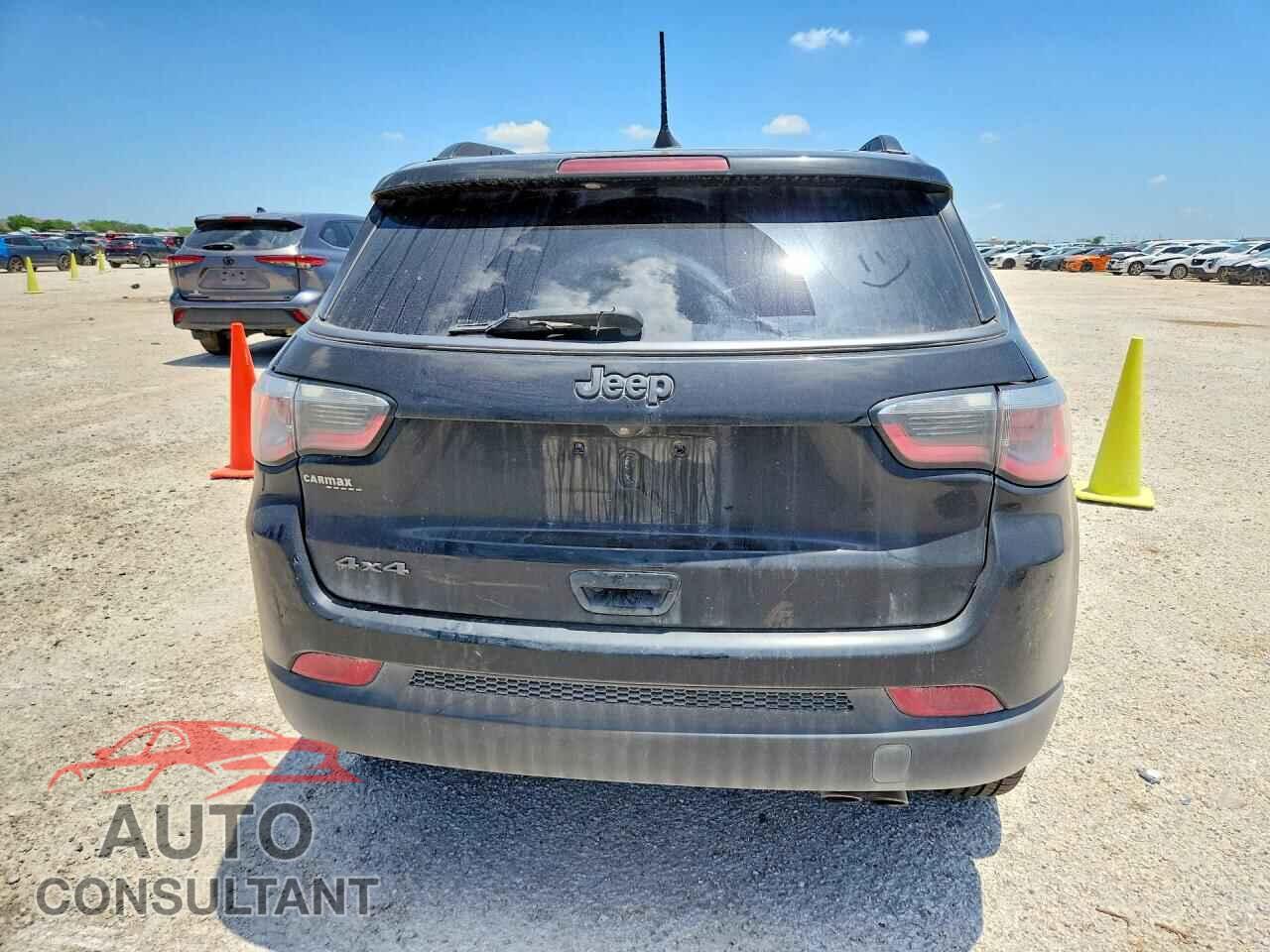 JEEP COMPASS 2020 - 3C4NJDCB3LT135276