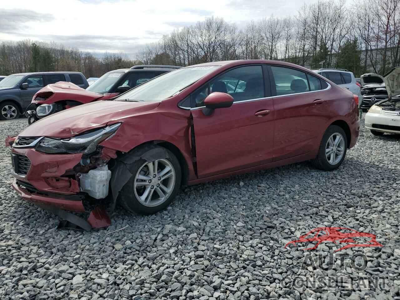 CHEVROLET CRUZE 2018 - 1G1BE5SM0J7135116