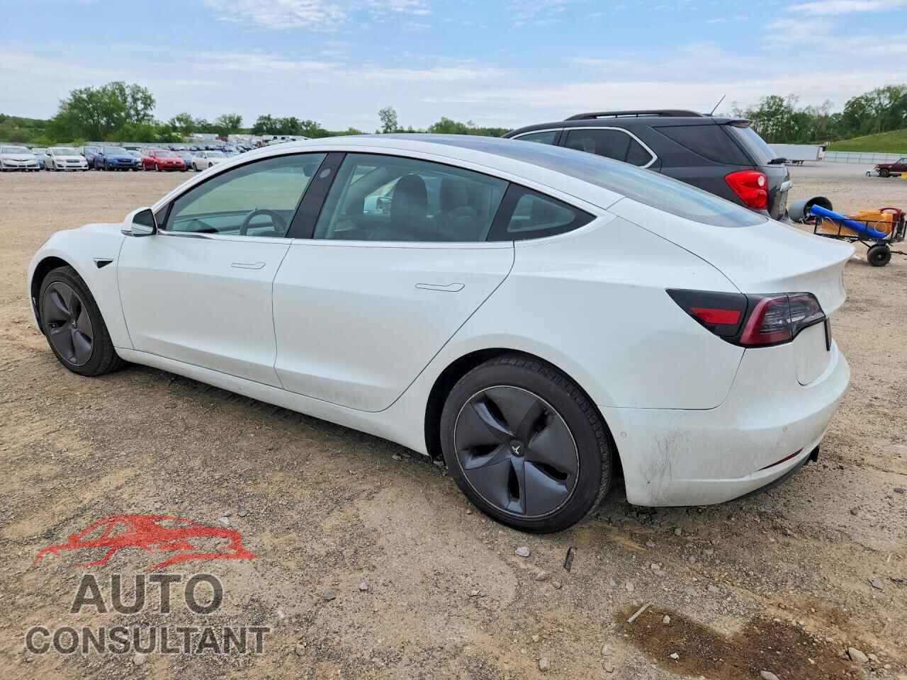 TESLA MODEL 3 2019 - 5YJ3E1EB3KF511544