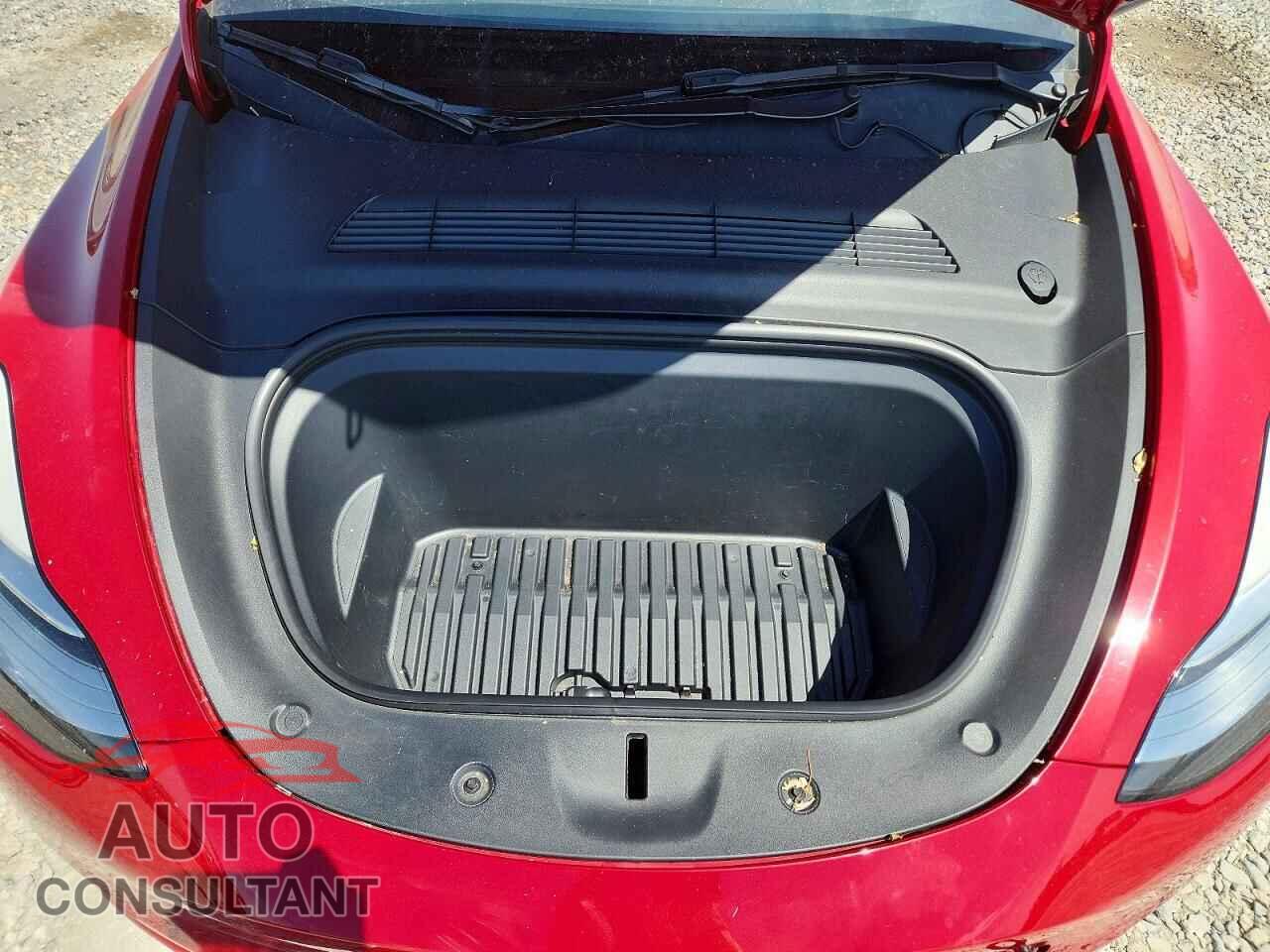 TESLA MODEL Y 2022 - 7SAYGDEE6NF311244
